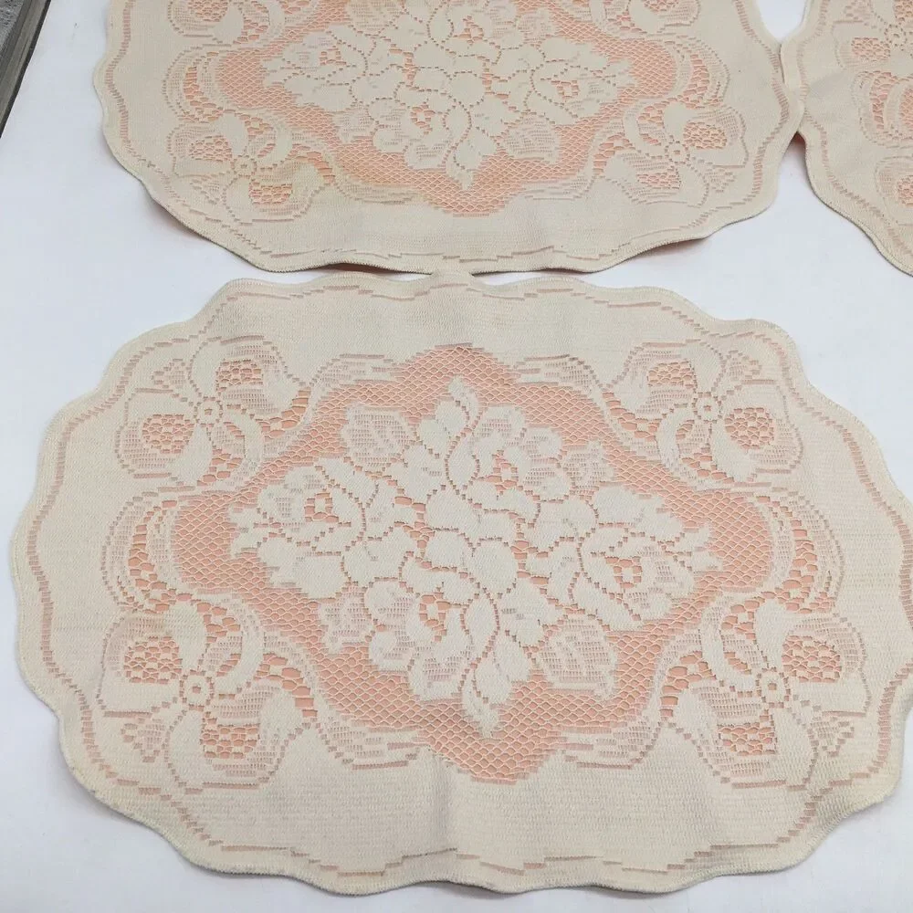 Vtg Oxford House white Lace over Peach Placemats Rose andBows  Set Of 4 READ